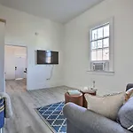 Modern New Orleans Condo Near Lsu And Downtown!
